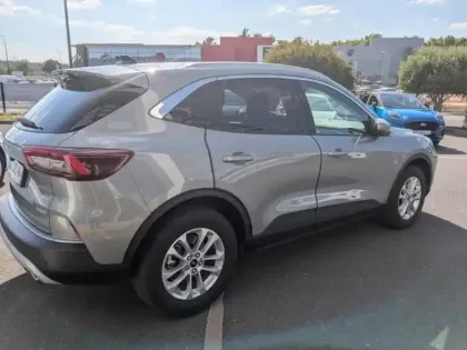 Photo 13 Ford Kuga  2.5 Duratec 180ch Hybrid FlexiFuel Titanium Powershift