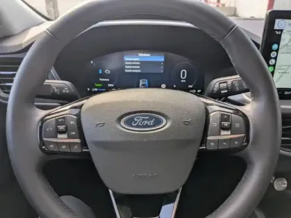 Photo 6 Ford Kuga  2.5 Duratec 180ch Hybrid FlexiFuel Titanium Powershift