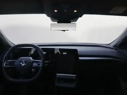 Photo 13 Renault Scenic  E-Tech Electric 220ch 87kWh Techno option Iconic grande autonomie -25