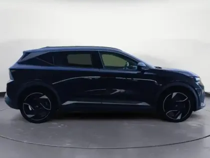 Photo 7 Renault Scenic  E-Tech Electric 220ch 87kWh Techno option Iconic grande autonomie -25