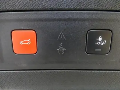 Photo 10 Peugeot 508  SW HYBRID 225ch GT e-EAT8