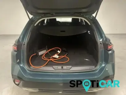 Photo 5 Peugeot 308  SW PHEV 180ch Allure Pack e-EAT8