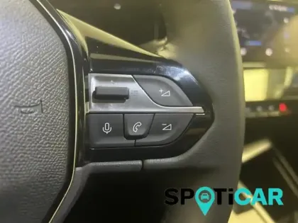 Photo 14 Peugeot 308  SW PHEV 180ch Allure Pack e-EAT8