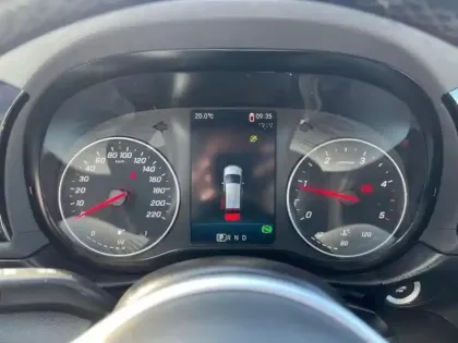 Photo 9 Mercedes CLA sse T 180 d Progressive BVA7