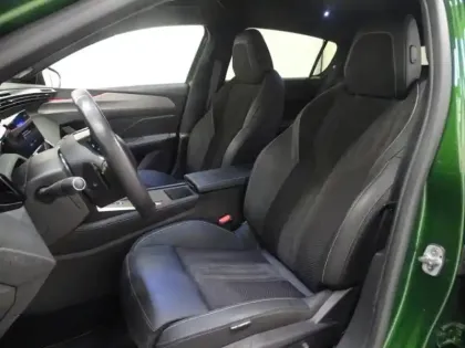 Photo 6 Peugeot 308  PHEV 225ch GT Pack e-EAT8