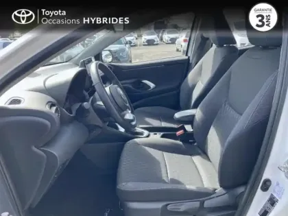 Photo 10 Toyota Yaris  116h Dynamic 5p MY22
