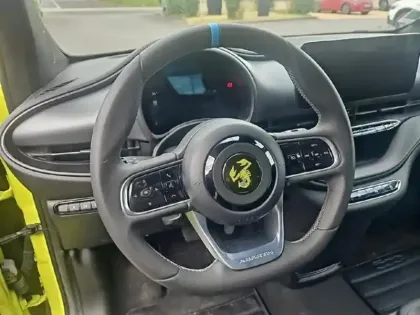 Photo 11 Abarth 500  e 155ch