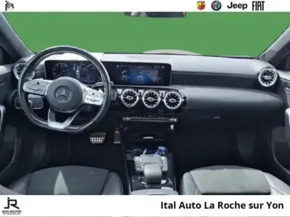 Photo 7 Mercedes Classe A  Berline 200 163ch AMG Line 7G-DCT