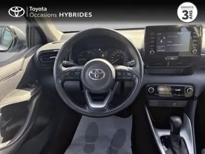 Photo 8 Toyota Yaris  116h Dynamic 5p MC24