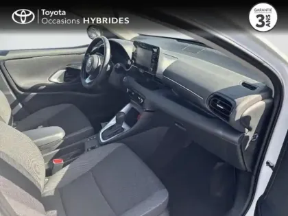 Photo 5 Toyota Yaris  116h Dynamic 5p MC24