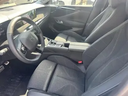 Photo 10 DS DS 4 N°4 E-TENSE 213ch 61kWh Etoile