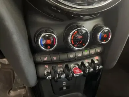 Photo 11 Mini Mini  Cooper 136ch Edition Premium Plus BVA7