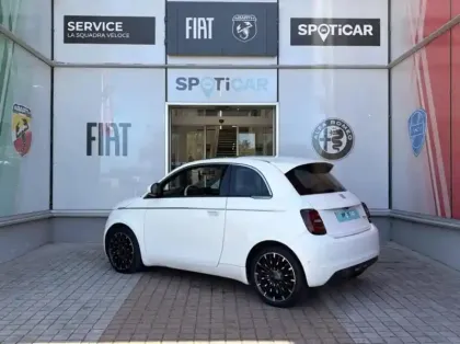 Photo 5 Fiat 500  e 118ch La Prima MY23