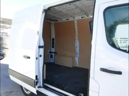 Photo 5 Renault Master  Fg F3300 L1H2 2.3 Blue dCi 135ch Grand Confort Euro6