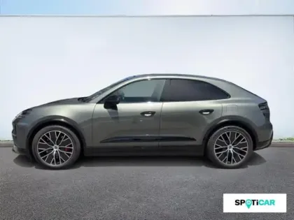 Photo 7 Porsche Macan  639ch Turbo MY25