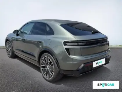 Photo 6 Porsche Macan  639ch Turbo MY25