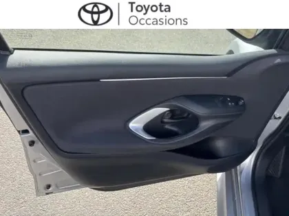 Photo 12 Toyota Yaris  120 VVT-i Dynamic 5p MY22