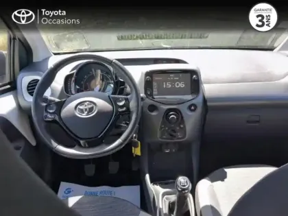 Photo 7 Toyota Aygo  1.0 VVT-i 72ch x-play 5P MY19