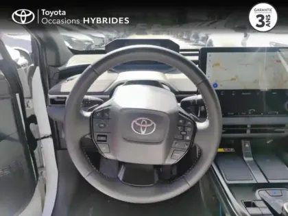 Photo 8 Toyota C-HR + 224ch 77kWh Design Grande Autonomie