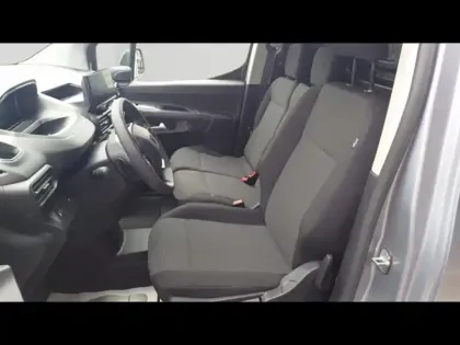 Photo 10 Peugeot Partner  XL 950kg BlueHDi 130ch S&S EAT8 Pack Premium Connect