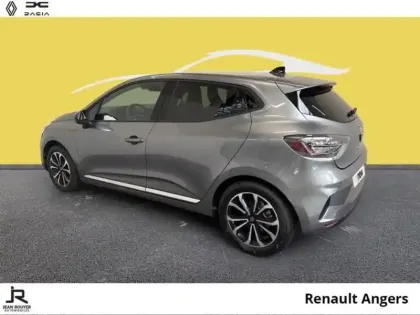Photo 10 Renault Clio  1.6 E-Tech 145ch full hybrid Techno - 25