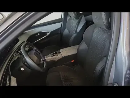 Photo 11 Peugeot 3008  Electrique 210ch Batterie 73 kWh GT