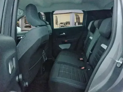 Photo 10 Citroën C3  1.2 Hybride 110ch PLUS e-DCS6