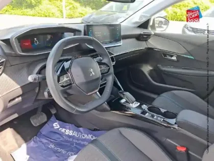 Photo 14 Peugeot 208  e- 136ch Allure Pack