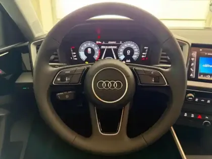 Photo 14 Audi A1  Sportback 25 TFSI 95ch Design