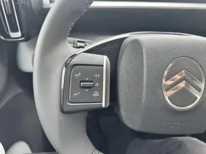 Photo 12 Citroën C3 Aircross  1.2 Hybride 145ch MAX e-DCS6