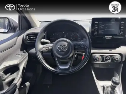 Photo 12 Toyota Yaris  120 VVT-i Dynamic 5p MY22