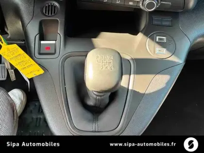 Photo 17 Opel Combo  CARGO M CHARGE UTILE MAJOREE DIESEL 100 CH MANUELLE