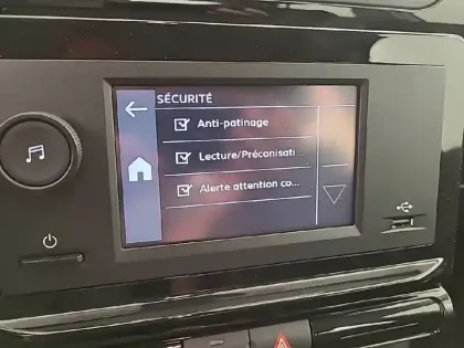 Photo 38 Citroën C3  PureTech 83 S&S BVM5