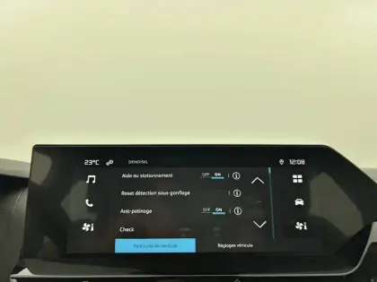 Photo 39 Citroën C4 e- 136 ch autonomie standard  Automatique