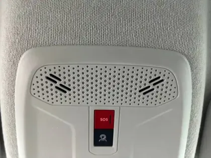 Photo 42 Citroën C4 e- 136 ch autonomie standard  Automatique