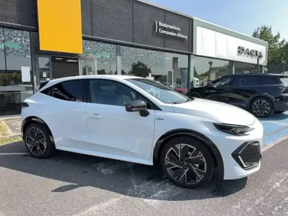 Photo 13 Renault Clio  E-Tech full hybrid 160 ch