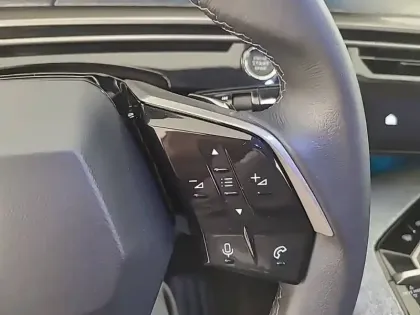 Photo 20 Peugeot 3008  Hybrid 136 e-DCS6
