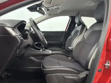 Photo 17 Renault Captur  E-Tech 145 - 21