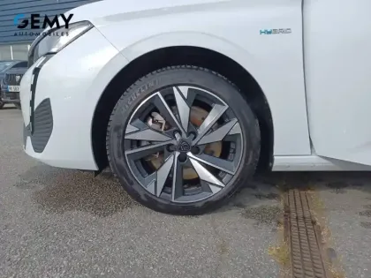 Photo 10 Peugeot 308  PHEV 180 e-EAT8