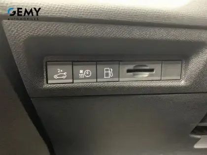 Photo 46 Peugeot 408  PHEV 225 e-EAT8