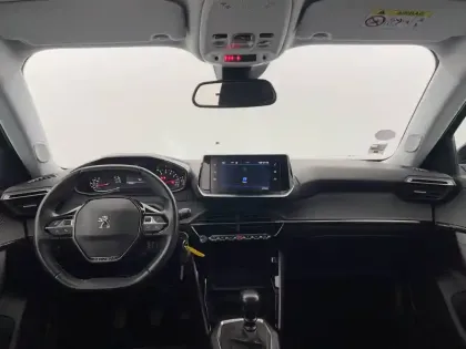 Photo 29 Peugeot 2008  PureTech 100 S&S BVM6