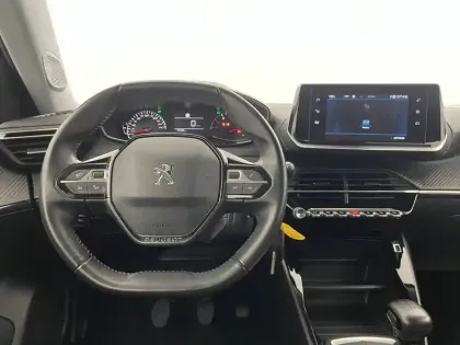 Photo 21 Peugeot 2008  PureTech 100 S&S BVM6
