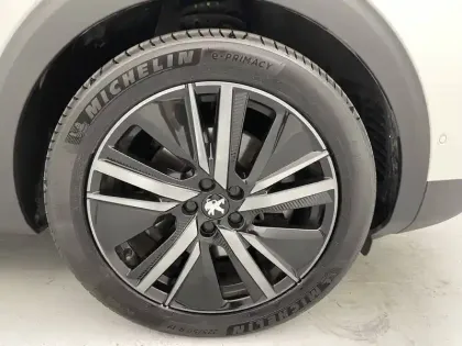 Photo 17 Peugeot 3008  Hybrid4 300 e-EAT8