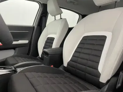 Photo 13 Citroën C3 Aircross  Hybride 145 ch Aut