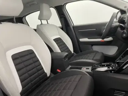 Photo 26 Citroën C3 Aircross  Hybride 145 ch Aut