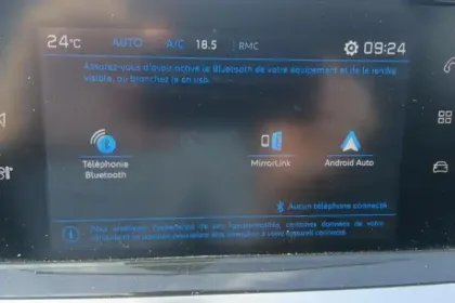 Photo 23 Peugeot 208  BlueHDi 100 S&S BVM6