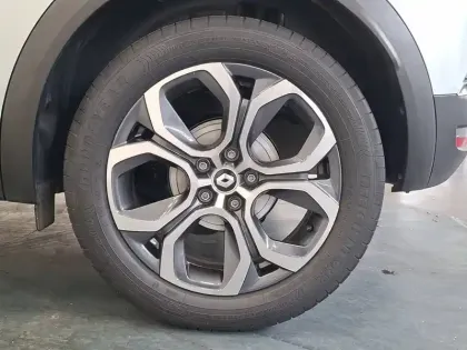 Photo 9 Renault Captur  TCe 140 - 21