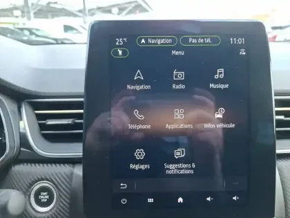 Photo 32 Renault Captur  E-Tech full hybrid 145