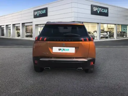 Photo 14 Peugeot 2008  PureTech 130 S&S BVM6