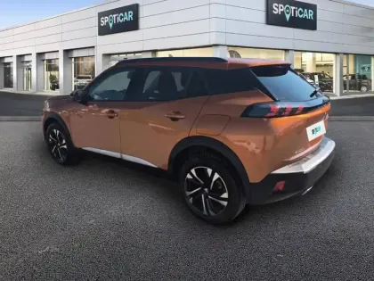 Photo 16 Peugeot 2008  PureTech 130 S&S BVM6